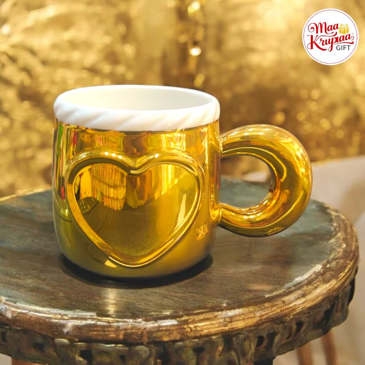 GOLDEN MUG WITH HEART 859