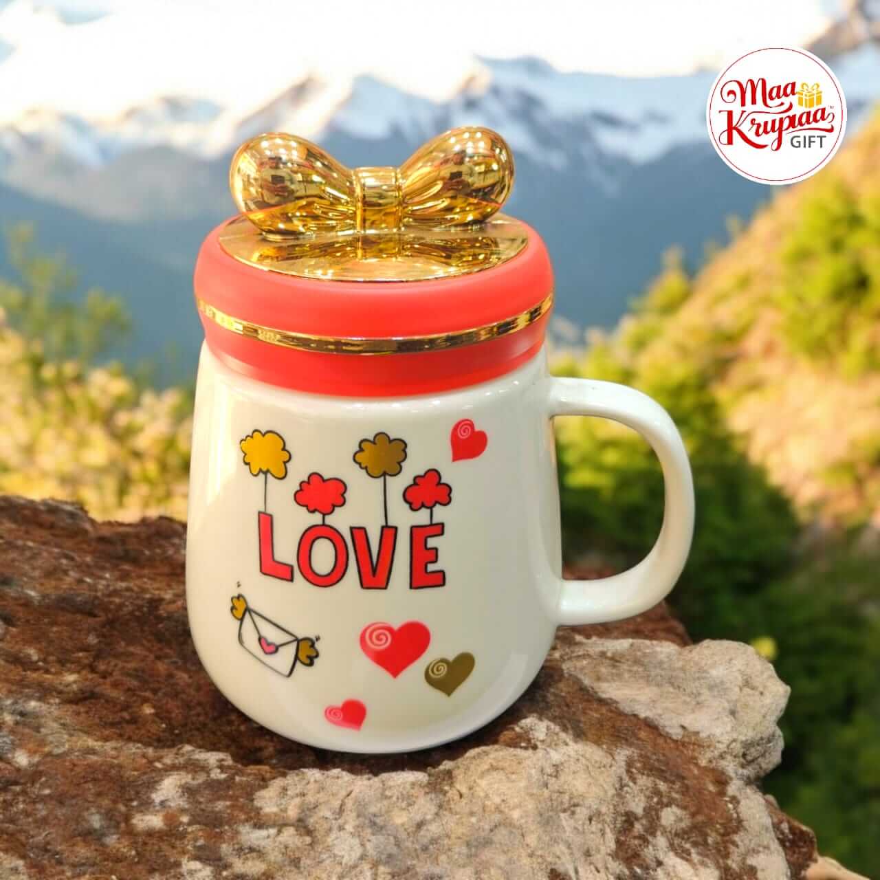 WHITE AND GOLD WITH HEARTS LOVE MUG 848