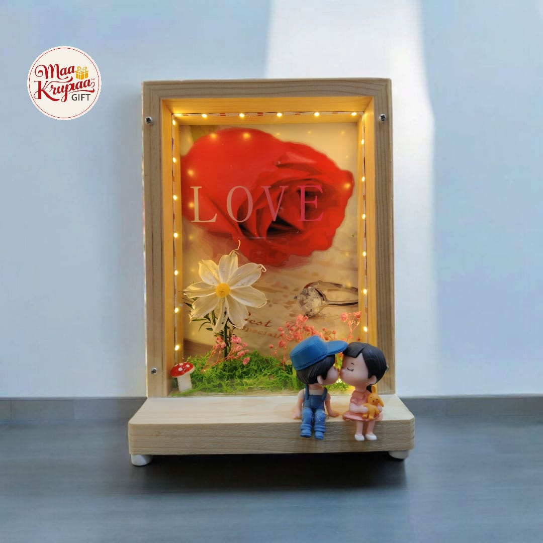 SQUARE SHAPE HIGH FINISHED WODERN LIGHT PHOTO FRAME 1138