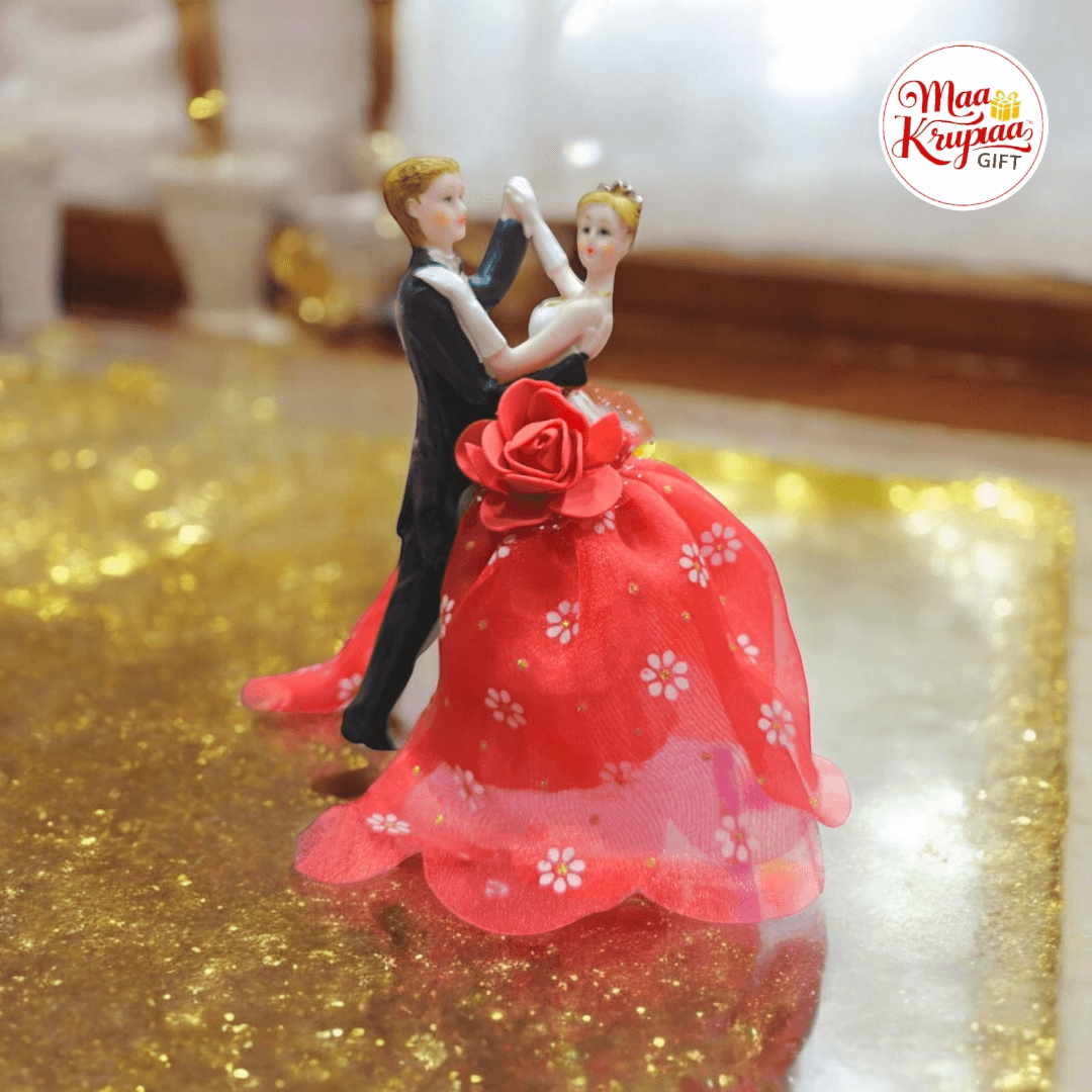 LOVE COUPLE SHOWPIECE IN DANCING POSITION L43