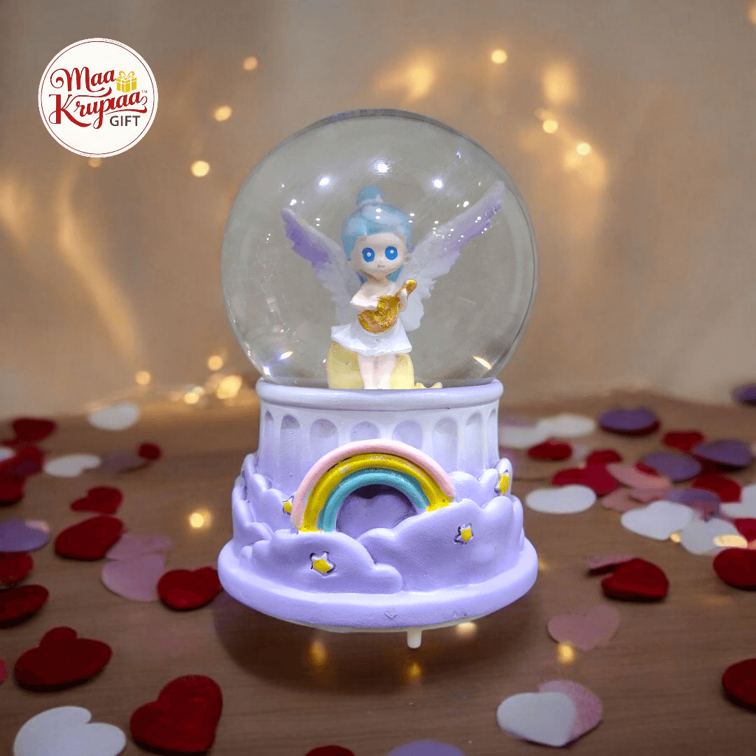 GLASS SHOWPIECE WITH CUTE DOLL IN IT L4