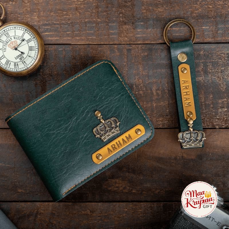 CUSTOMISE NAME WALLET IN KITCHEN P5