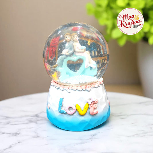 COUPLE LOVE HEART SNOW GLOBE – BLUE & WHITE BASE LV1450 L16