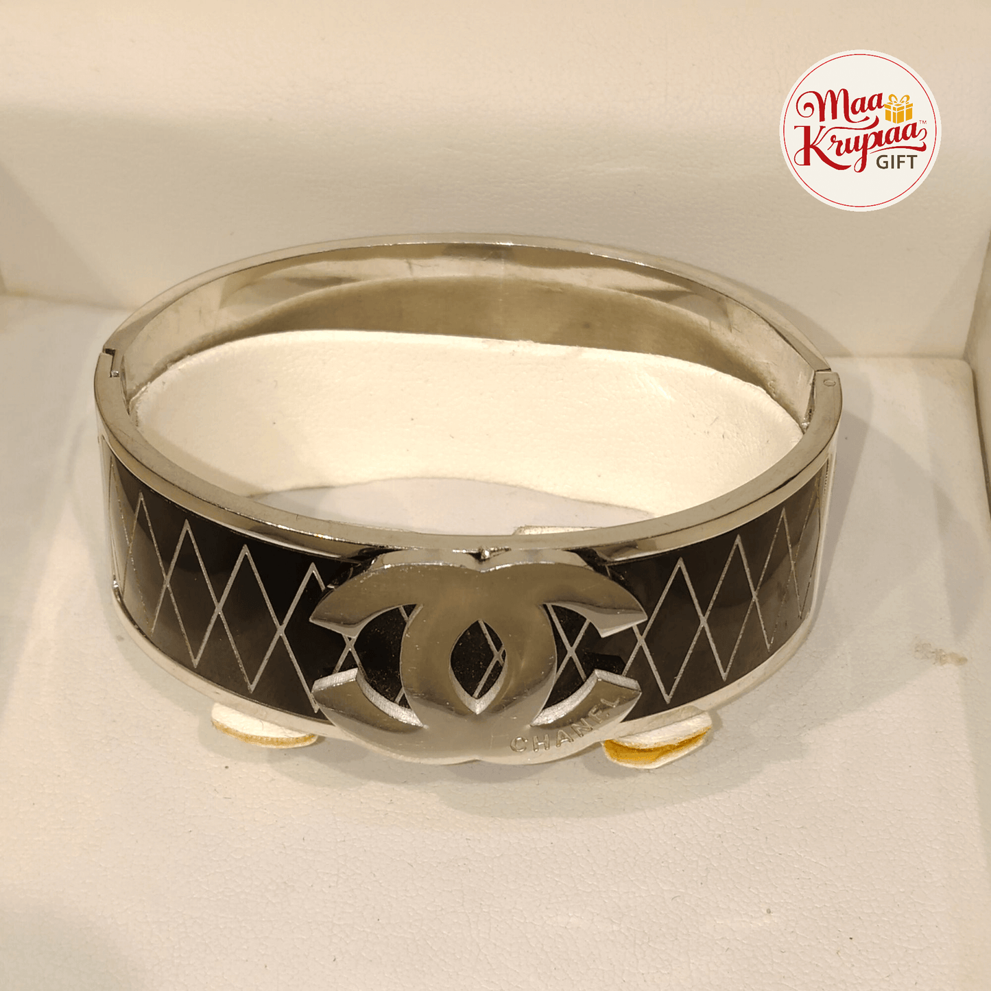 BLACK AND SILVER BRACELET WITH DIAMOND PATTERN AND DOUBLE C LOGO 1251 J14