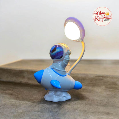 ASTRONAUT ROCKET LED LAMP 1416