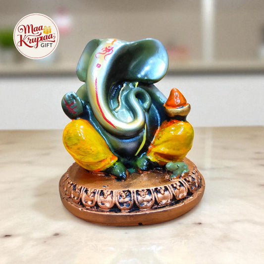 GREEN GANESHA WITH LADDU PREMIUM IDOL W142